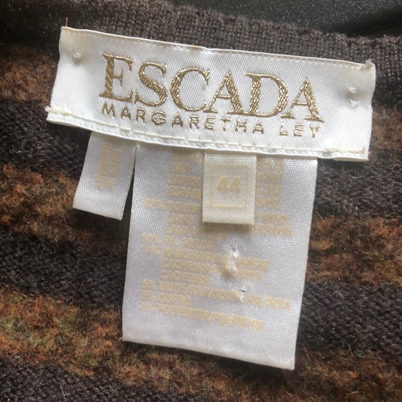 ESCADA Short Sleeve Knit - Picture 6 of 8